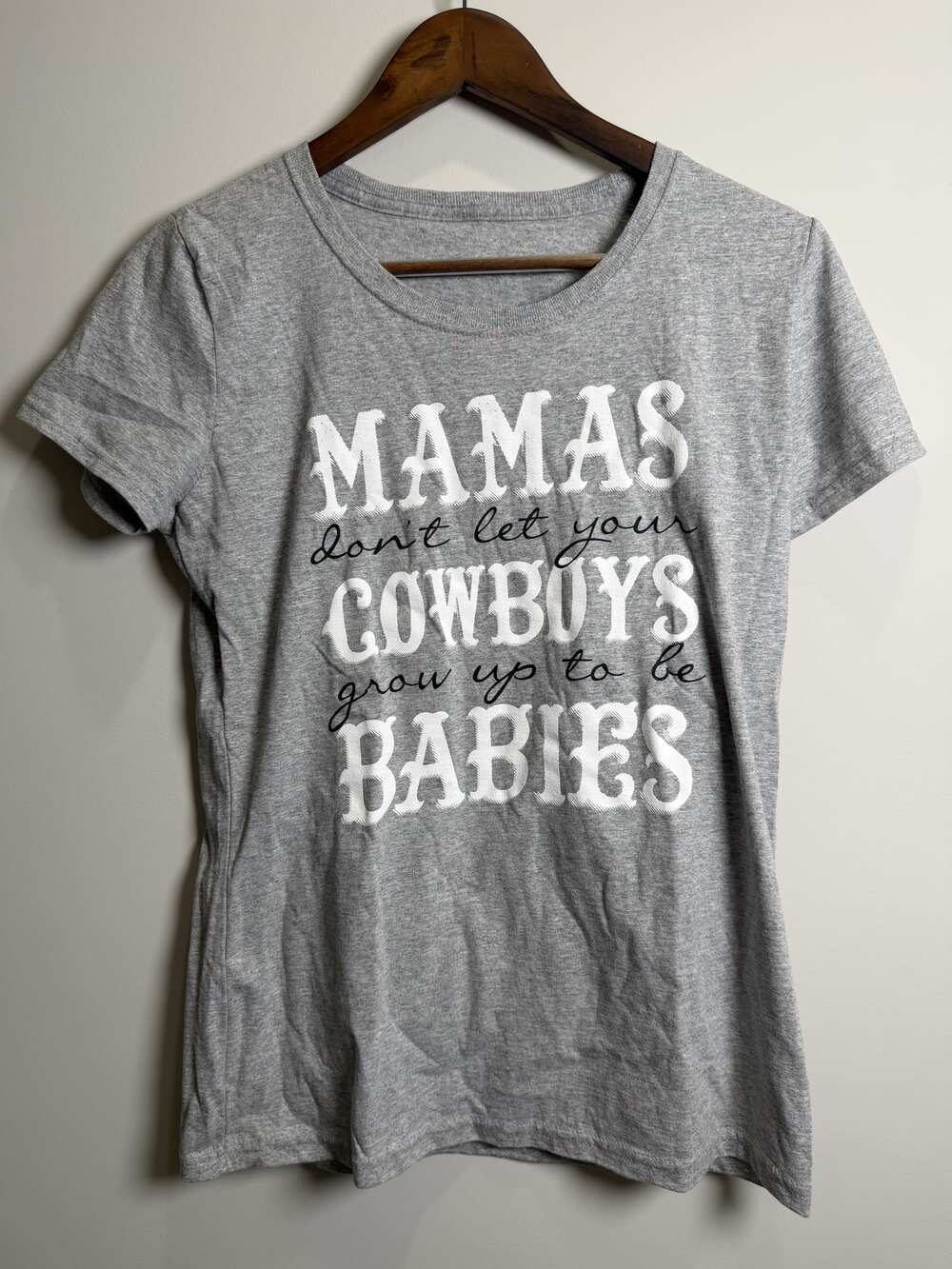 Gray Graphic Short-Sleeve Crew-Neck T-Shirt – Womens